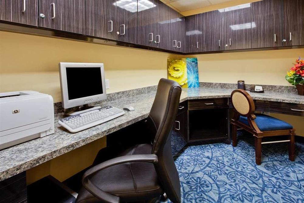 Hampton Inn & Suites Orlando-Apopka Forest City Negocio foto