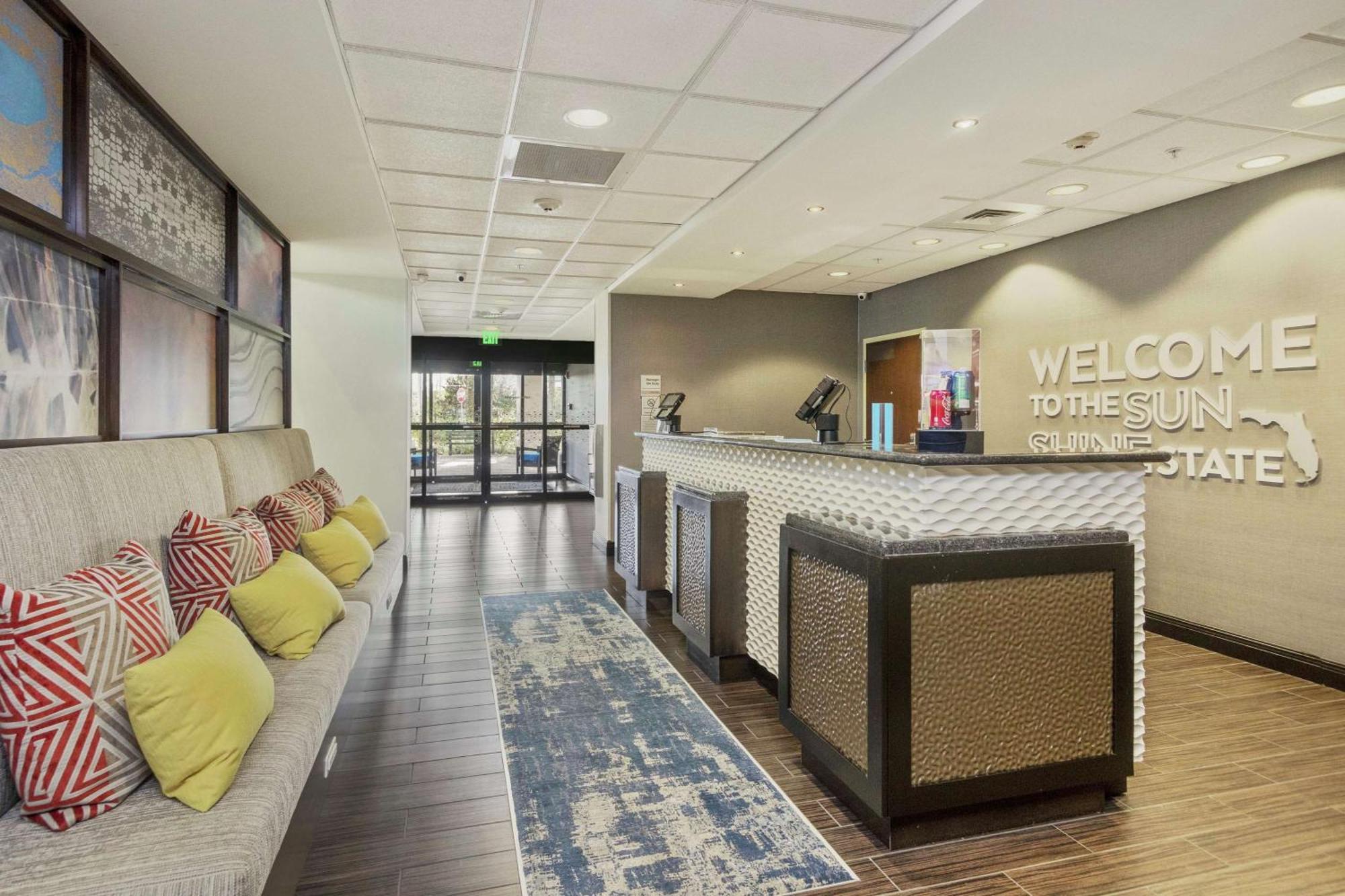 Hampton Inn & Suites Orlando-Apopka Forest City Exterior foto